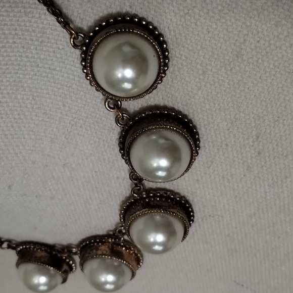 Women's Half Pearl Statement Necklace/Choker - Picture 3 of 6
